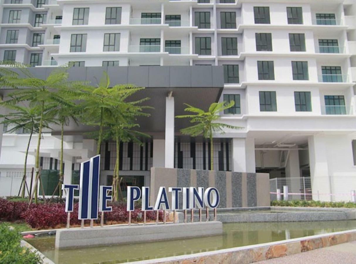 Johor Bahru Paradigm Leplatino Homestay Exterior photo